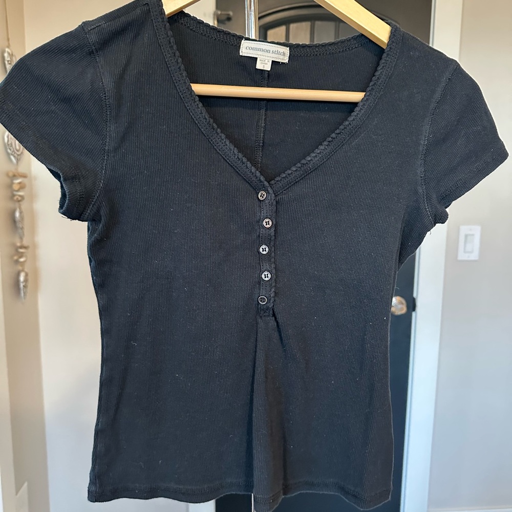 Black Ribbed Button Baby Tee Size Small